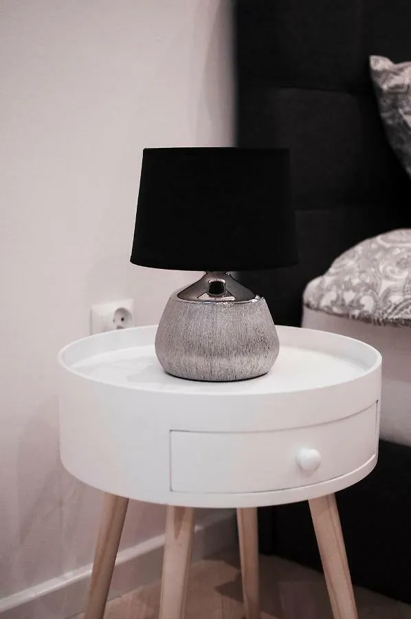 Cracow Jacuzzi Apartments - Silver Room Krakow
